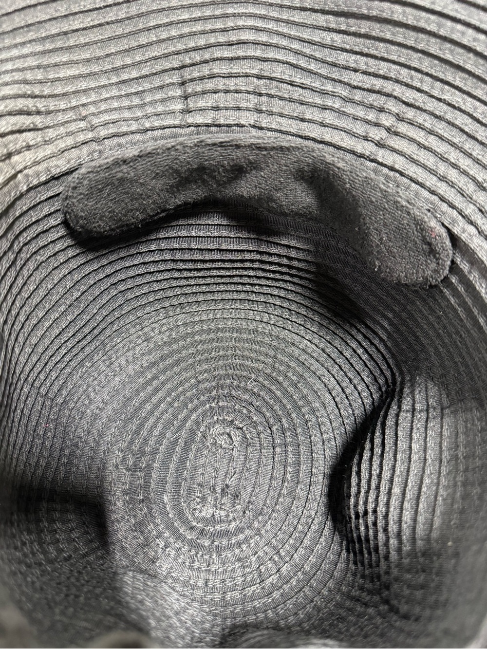 Mercedes-Benz Sun Hat - Picture 7 of 9